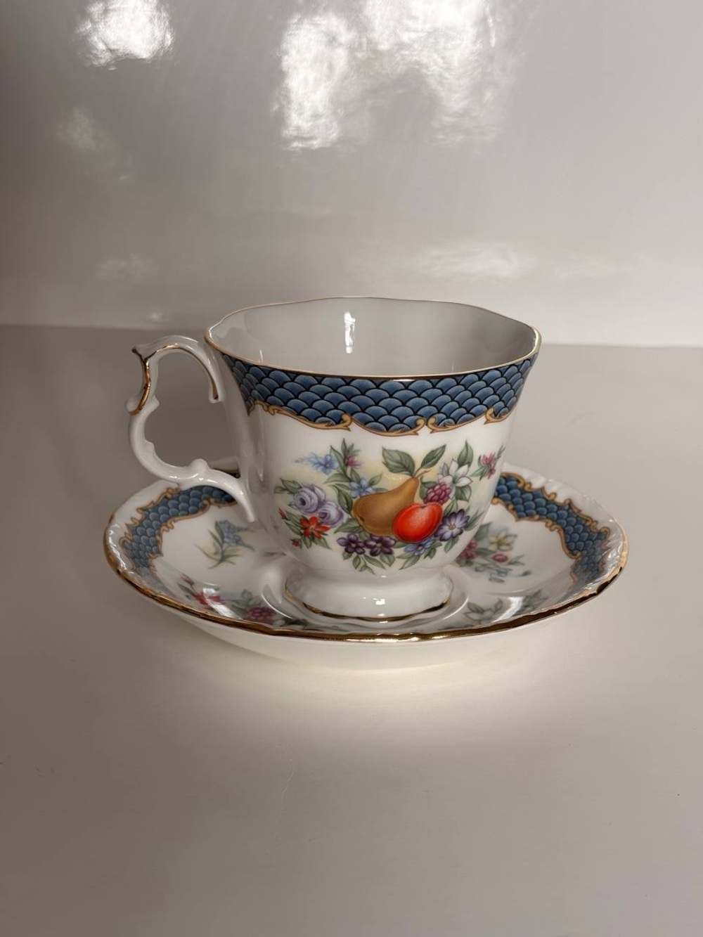 Royal Albert Blue Lagoon Imperial Fruit Series Bone China Teacup & Saucer 1992